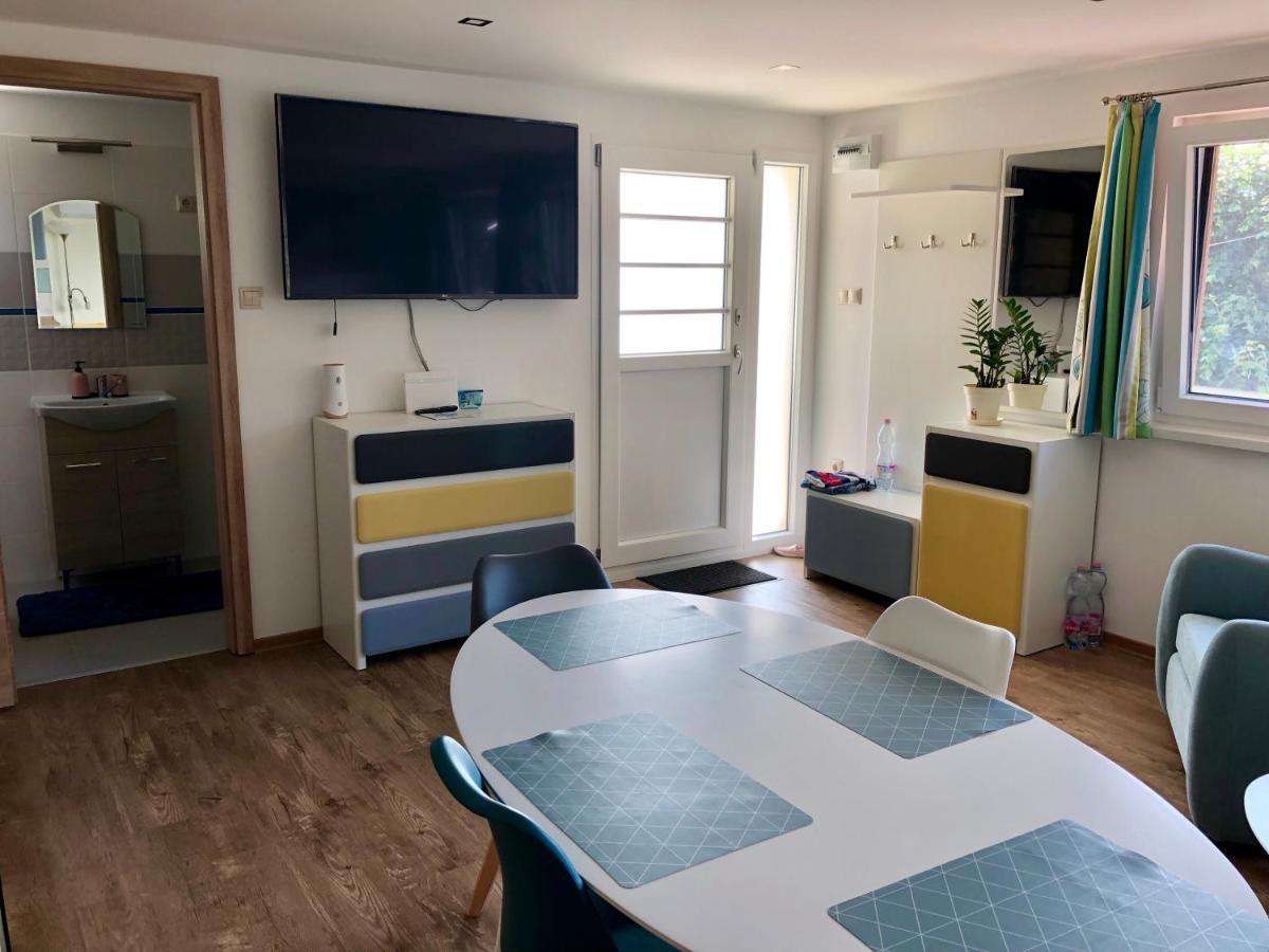 Balaton Wellness Tom Cat Nyaralo 1 Wellness Es 1 Gyermekbarat Apartmannal Kovagoors Exteriör bild